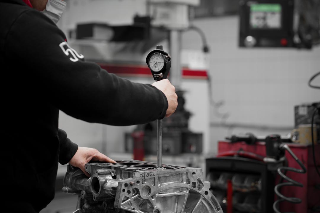 Engine block machining MR Engines